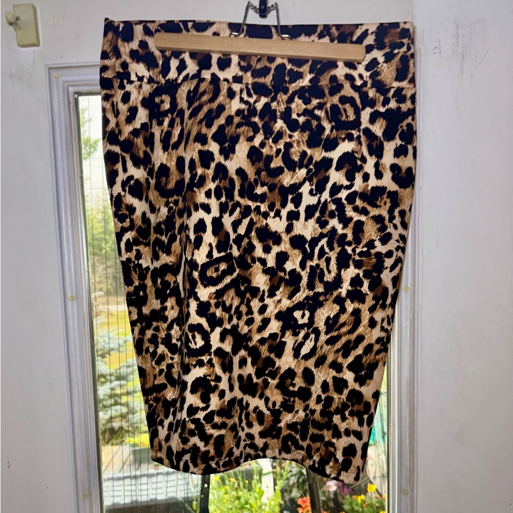 Thalia Sodi Animal Print Pencil Skirt